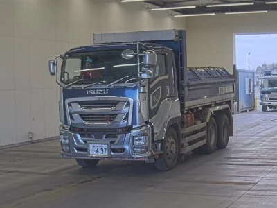 Isuzu GIGA  с аукциона в Японии
