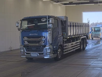 Isuzu GIGA  с аукциона в Японии