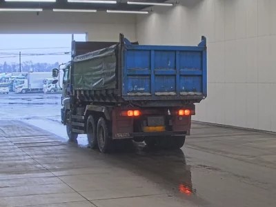 Isuzu GIGA  с аукциона в Японии