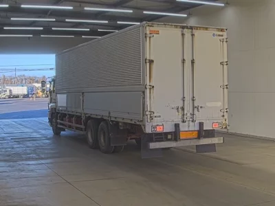 Isuzu GIGA  с аукциона в Японии