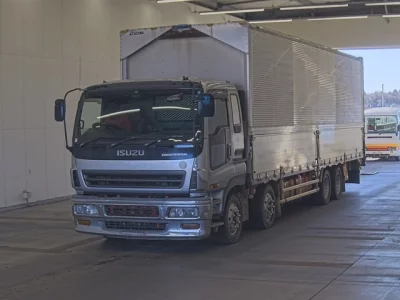 Isuzu GIGA