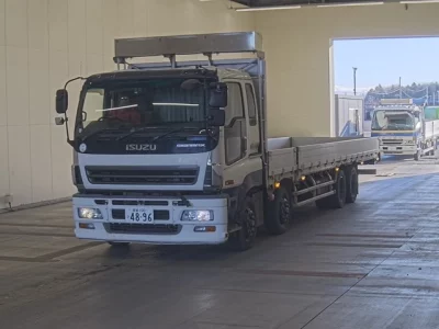 Isuzu GIGA  с аукциона в Японии