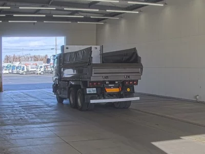 Isuzu GIGA  с аукциона в Японии