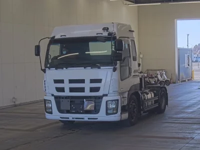 Isuzu GIGA