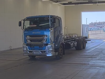 Isuzu GIGA