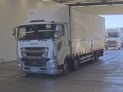 Isuzu GIGA  с аукциона в Японии