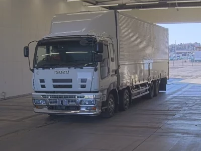 Isuzu GIGA