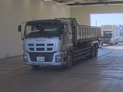 Isuzu GIGA