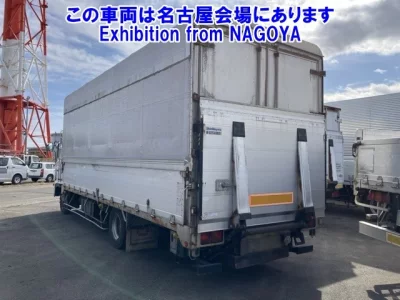 Hino TRUCK