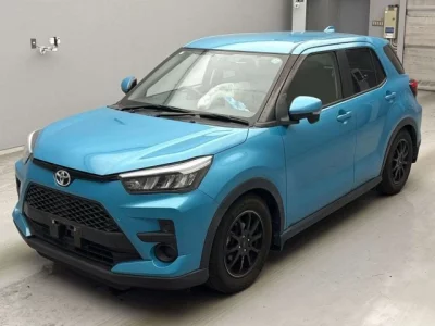 Toyota RAIZE  с аукциона в Японии