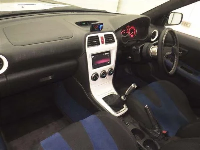 Subaru IMPREZA  с аукциона в Японии