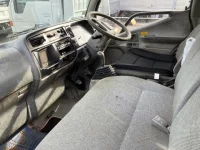 Mitsubishi CANTER лот № 18 оценка RB  с аукциона в Японии 4