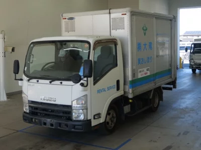 Isuzu ELF  с аукциона в Японии