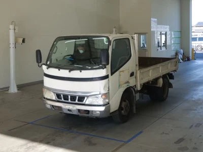 Toyota DYNA  с аукциона в Японии