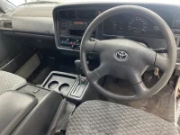 Toyota HIACE лот № 20030 оценка RA  с аукциона в Японии 3