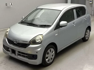 Toyota PIXIS EPOCH  с аукциона в Японии