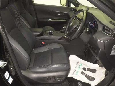 Toyota HARRIER  с аукциона в Японии