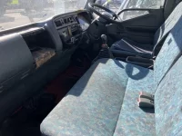 Mitsubishi CANTER лот № 35 оценка 3  с аукциона в Японии 4