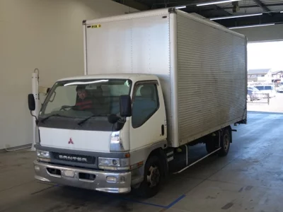 Mitsubishi CANTER  с аукциона в Японии