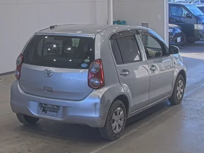 Toyota PASSO  с аукциона в Японии