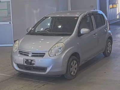 Toyota PASSO  с аукциона в Японии