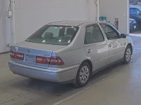 Toyota VISTA лот № 20048 оценка 3.5  с аукциона в Японии 1