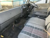 Isuzu ELF лот № 1053 оценка R  с аукциона в Японии 4