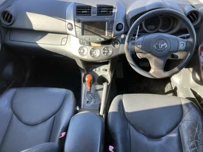 Toyota VANGUARD  с аукциона в Японии