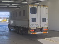 Mitsubishi SUPER GREAT лот № 213 оценка 3  с аукциона в Японии 1