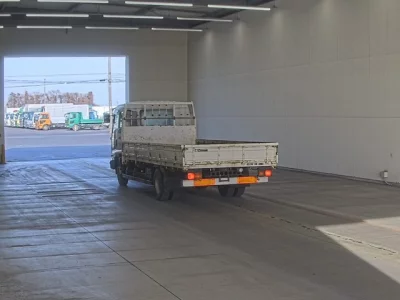 Isuzu FORWARD  с аукциона в Японии