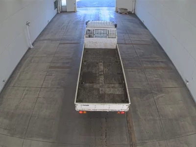 Isuzu FORWARD  с аукциона в Японии