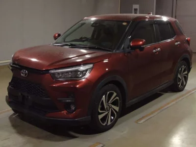 Toyota RAIZE  с аукциона в Японии