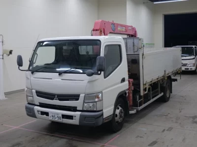 Mitsubishi CANTER  с аукциона в Японии