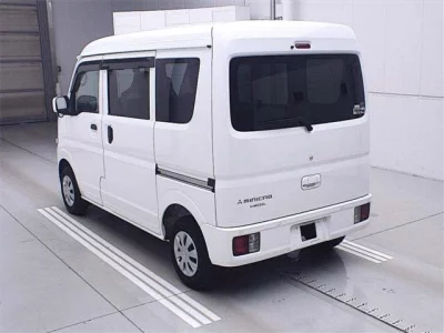 Mitsubishi MINICAB VAN