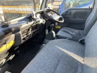 Isuzu ELF лот № 1071 оценка R  с аукциона в Японии 4