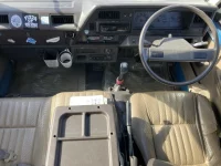 Nissan CARAVAN VAN лот № 20107 оценка RB  с аукциона в Японии 3