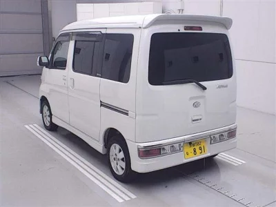 Daihatsu Atrai Wagon