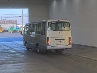 Nissan CIVILIAN лот № 3072 оценка R  с аукциона в Японии 1