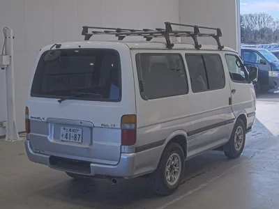 Toyota HIACE VAN  с аукциона в Японии
