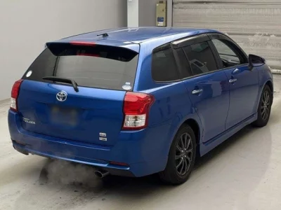 Toyota COROLLA FIELDER  с аукциона в Японии