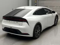 Toyota PRIUS лот № 12097 оценка 4.5  с аукциона в Японии 1