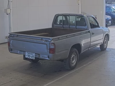 Toyota HILUX  с аукциона в Японии