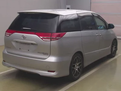 Toyota ESTIMA  с аукциона в Японии