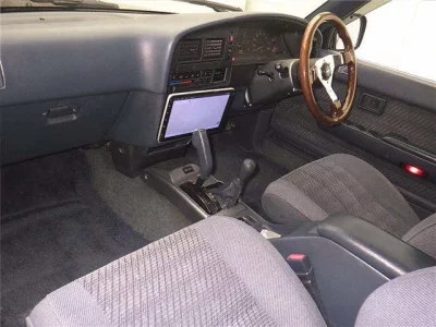 Toyota HILUX SURF  с аукциона в Японии