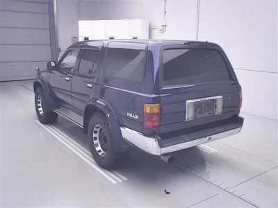 Toyota HILUX SURF  с аукциона в Японии