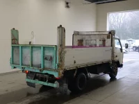 Mitsubishi CANTER лот № 1145 оценка R  с аукциона в Японии 1