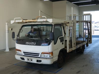 Isuzu ELF  с аукциона в Японии