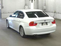 BMW 3-Series лот № 1 оценка 3.5  с аукциона в Японии 4