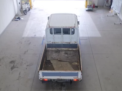 Toyota DYNA  с аукциона в Японии