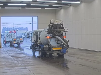 Isuzu FORWARD  с аукциона в Японии